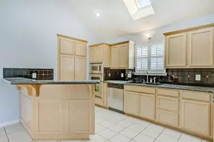 7621 Clearview Ln, Lumberton, TX 77657 - Photo 17