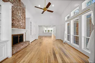 32 Mellow Leaf Ct, The Woodlands, TX 77381 - Photo 7