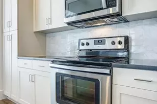 1508 Blodgett St, Houston, TX 77004 - Photo 9