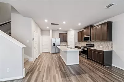 5502 Cuerta Street, Houston, TX 77023 - Photo 7