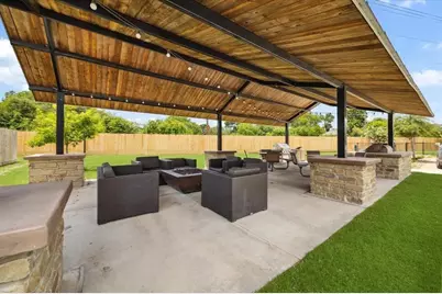 5502 Cuerta Street, Houston, TX 77023 - Photo 23