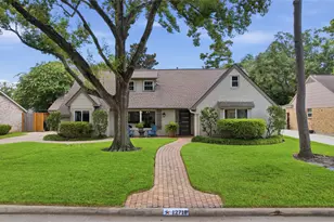 12718 Pebblebrook Dr, Houston, TX 77024 - Photo 37