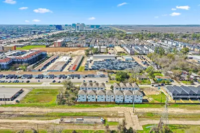 1136 Wycliffe Drive, Houston, TX 77043 - Photo 45