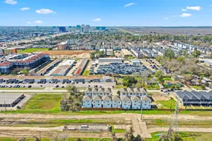 1136 Wycliffe Dr, Houston, TX 77043 - Photo 45