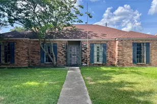 2207 Droxford Dr, Houston, TX 77008 - Photo 9