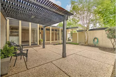 147 Valley Drive, Liberty, TX 77575 - Photo 7