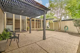 147 Valley Dr, Liberty, TX 77575 - Photo 7