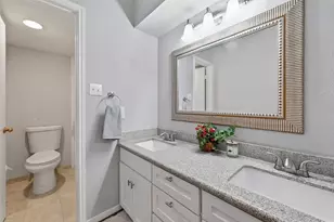 2100 Tanglewilde St, Houston, TX 77063 - Photo 29
