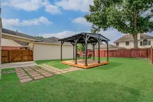 2226 Laurel Forest Way, Houston, TX 77014 - Photo 39