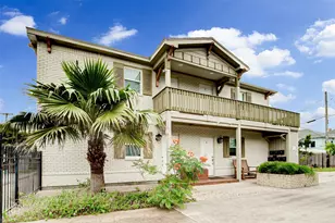1820 Ave O 1/2, Galveston, TX 77550 - Photo 7