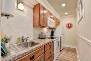 1820 Ave O 1/2, Galveston, TX 77550 - Photo 39