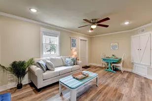 1820 Ave O 1/2, Galveston, TX 77550 - Photo 33