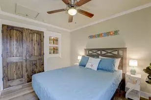 1820 Ave O 1/2, Galveston, TX 77550 - Photo 19