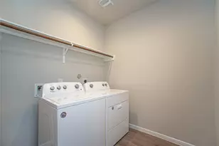 439 Stonebrook Ln, Conroe, TX 77304 - Photo 19