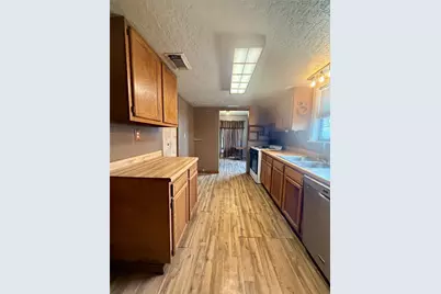 755 County Road 407, Markham, TX 77456 - Photo 9