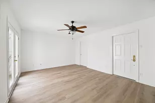 1829 Bering Dr, Houston, TX 77057 - Photo 11