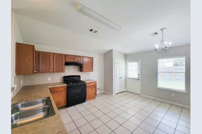 7438 Fox Knoll, Humble, TX 77338 - Photo 11