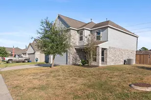 2535 Zephyr Ln, Rosenberg, TX 77471 - Photo 5