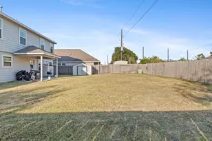 2535 Zephyr Ln, Rosenberg, TX 77471 - Photo 11