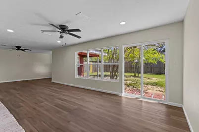 129 Briggs Street, Beaumont, TX 77707 - Photo 9