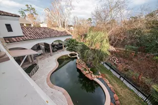 22 E Shady Ln, Houston, TX 77063 - Photo 3