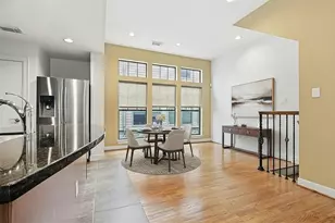 1719 Welch St, Houston, TX 77006 - Photo 5