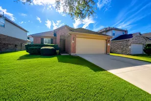 10426 Whisper Bluff Dr, Humble, TX 77396 - Photo 1