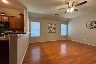 10426 Whisper Bluff Dr, Humble, TX 77396 - Photo 3