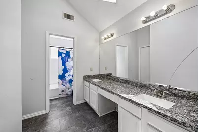 11447 W Travelers Way Circle, Houston, TX 77065 - Photo 13