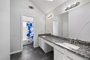 11447 W Travelers Way Cir, Houston, TX 77065 - Photo 13
