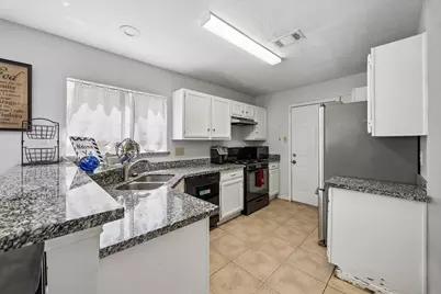 11447 W Travelers Way Circle, Houston, TX 77065 - Photo 3