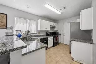 11447 W Travelers Way Cir, Houston, TX 77065 - Photo 3