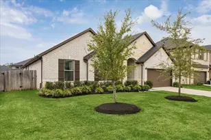 2550 Austin Trl, Friendswood, TX 77546 - Photo 7