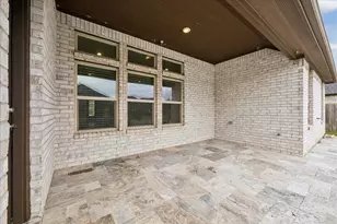2550 Austin Trl, Friendswood, TX 77546 - Photo 29