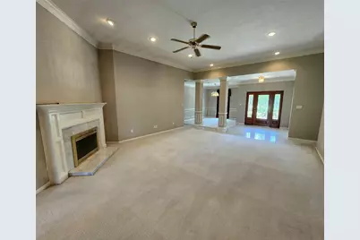 104 April Wind Drive S, Conroe, TX 77356 - Photo 11