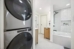 4901 Prock Ln, Austin, TX 78721 - Photo 17