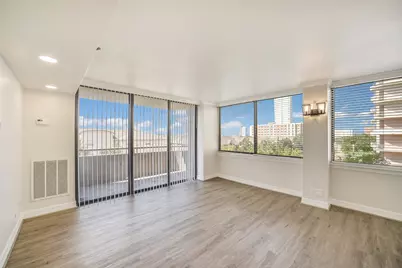 3525 Sage Road #515, Houston, TX 77056 - Photo 1