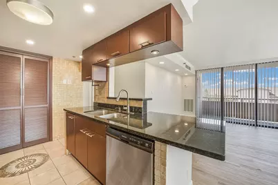 3525 Sage Road #515, Houston, TX 77056 - Photo 7