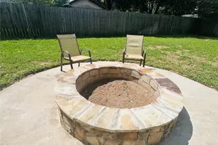 1702 Rampart St, Columbus, TX 78934 - Photo 27