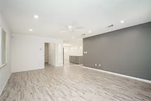 218 Ishmeal St, Houston, TX 77076 - Photo 5