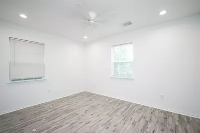 218 Ishmeal Street, Houston, TX 77076 - Photo 17