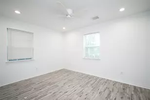 218 Ishmeal St, Houston, TX 77076 - Photo 17