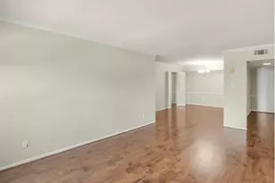 351 N Post Oak Ln, Houston, TX 77024 - Photo 15