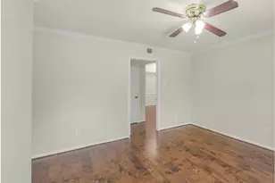 351 N Post Oak Ln, Houston, TX 77024 - Photo 25