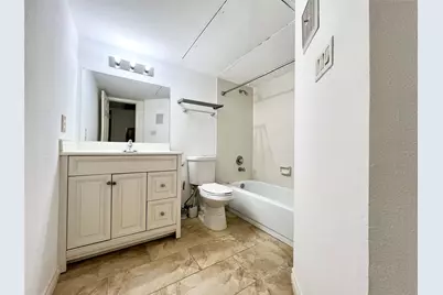2626 Holly Hall Street #306, Houston, TX 77054 - Photo 11