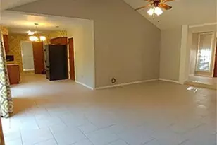 1126 Wisterwood Dr, Houston, TX 77043 - Photo 7