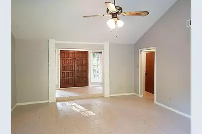 1126 Wisterwood Drive, Houston, TX 77043 - Photo 3