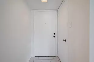 2824 Briarhurst Dr, Houston, TX 77057 - Photo 13