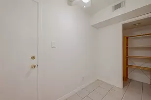 2824 Briarhurst Dr, Houston, TX 77057 - Photo 15