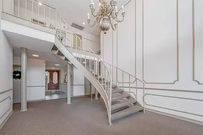 2824 Briarhurst Dr #20, Houston, TX 77057 - Photo 3